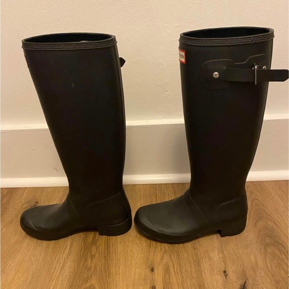 Hunter rain boots - Picture 2 of 3